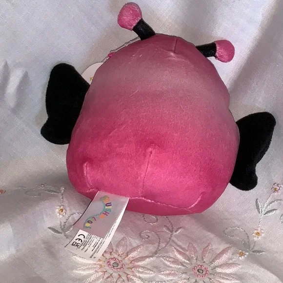 Squishmallows 5 Inch Arona Butterfly Valentines Day Hearts Pink and Black NWT - Picture 6 of 9